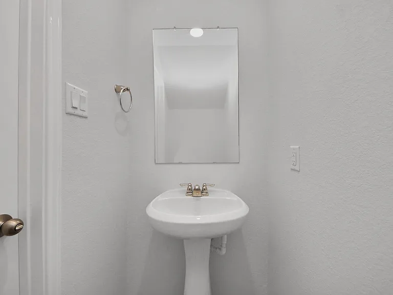 7027 Cedar Breeze Ct — Photo 23