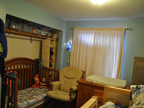 4th image of 1735 W 16th St