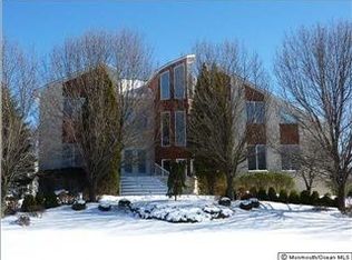 220 Peacock Ln, Morganville, NJ 07751