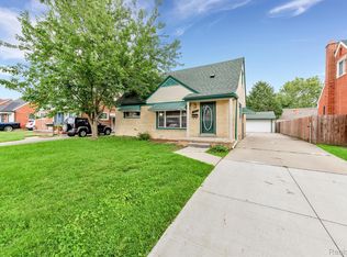 7855 Merrick St, Taylor, MI 48180