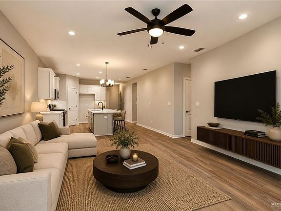 4th image of 1403 E Sonador Dr S