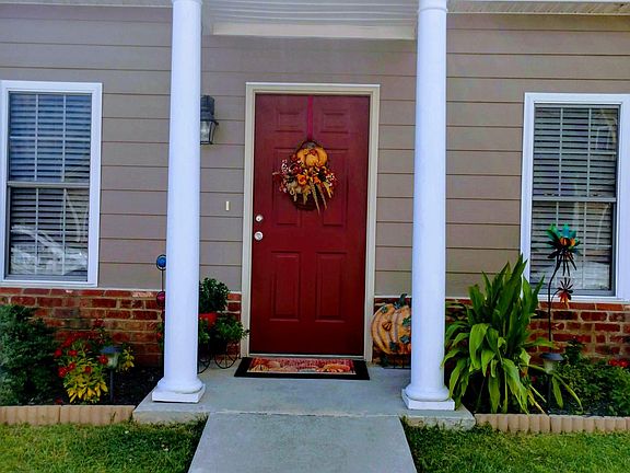 2nd image of 6629 Hartman Ct