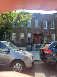 38-20 111th St, Corona, NY, 11368