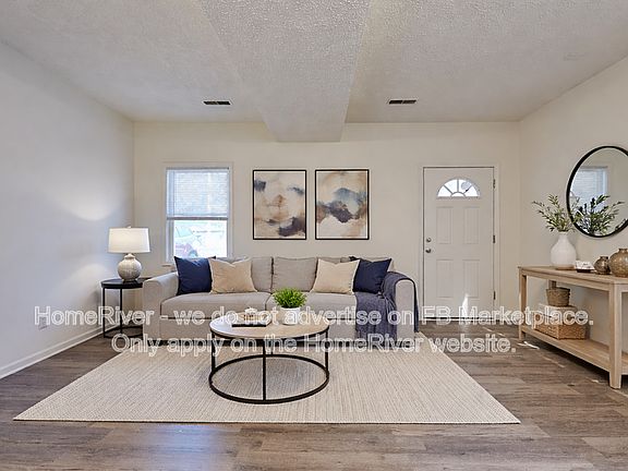 2nd image of 514 E Washington St Unit B