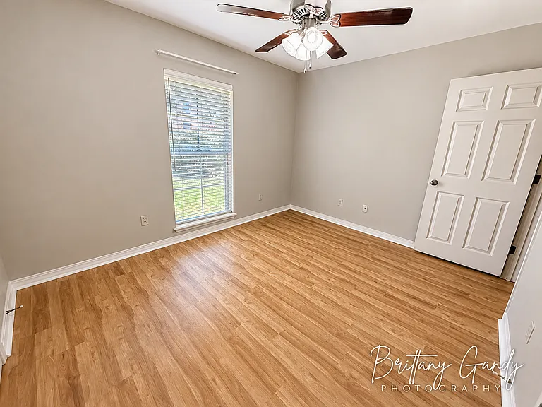6037 Braeburn Ct — Photo 33