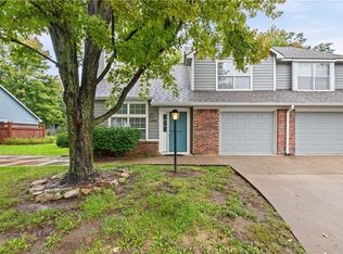 2204 Breckenridge Dr, Lawrence, KS 66047