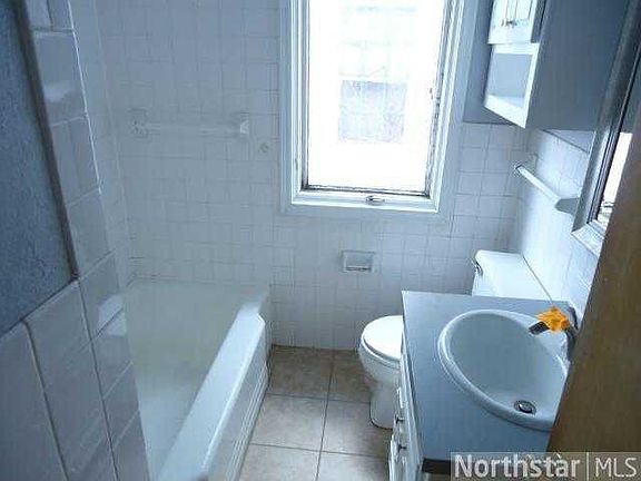 5th image of 4530 Thomas Ave N