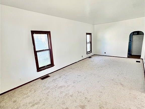 2nd image of 3115 N 10th St