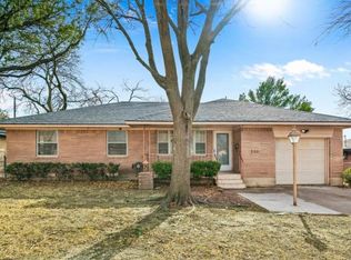 210 Azalea Ln, Duncanville, TX 75137