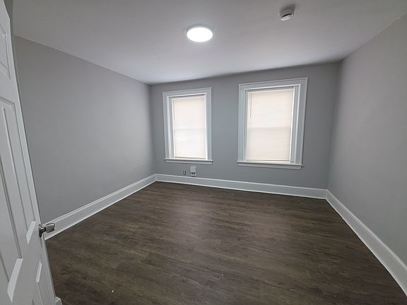 4th image of 629 W Main St #1E