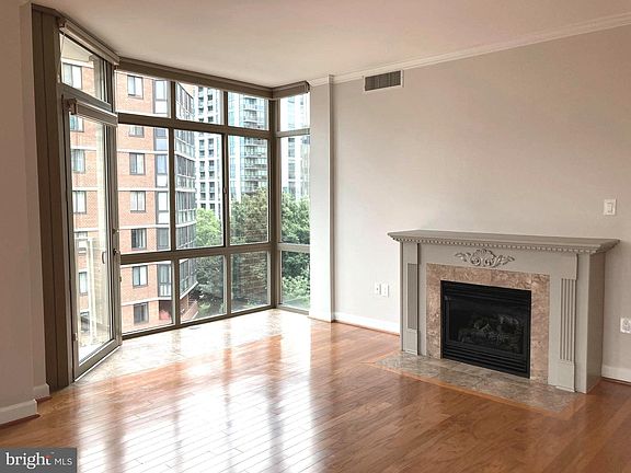 4th image of 1000 N Randolph St APT 509