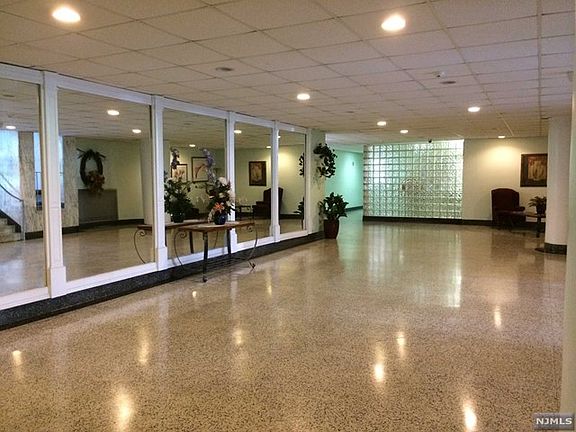 2nd image of 2160 Center Ave #3