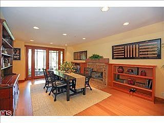 5th image of 709 10th St