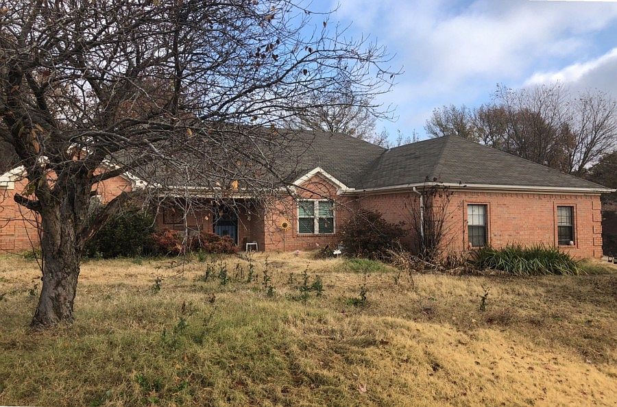 1st image of 48 Hillview Dr