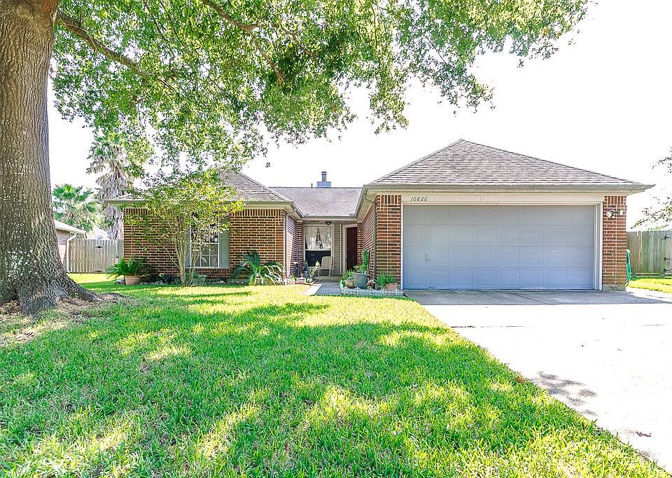 1st image of 10826 W Dogwood Dr