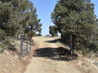 7910 Homeridge Dr, Pinon Hills, CA 92372