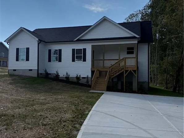 2032 W State Highway 62 Hwy, Burlington, NC 27215