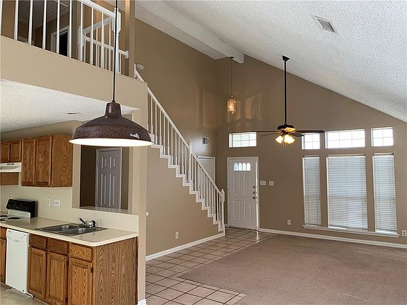 5th image of 6700 Flamewood Dr