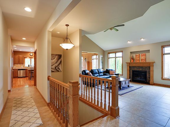 5th image of 1720 Magnolia Ct