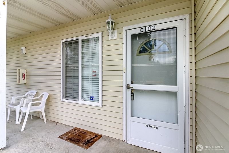 3rd image of 1830 S 336th Street #C102