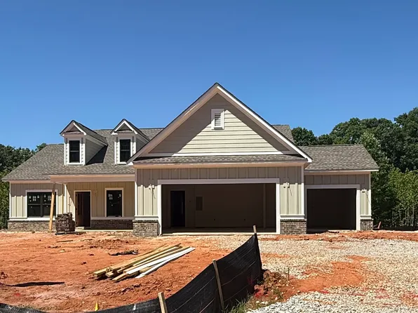363 Weslyn Dr, Social Circle, GA 30025