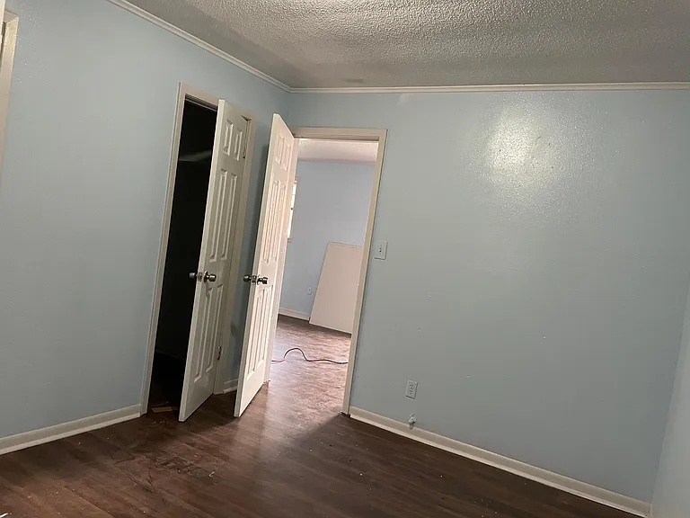 126 E Alabama St — Photo 12