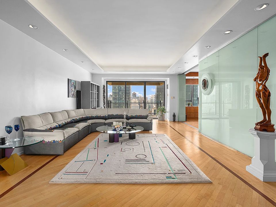 1st image of 425 E 58th St APT 27E