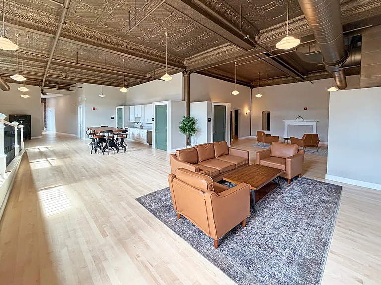 Common Area Lounge