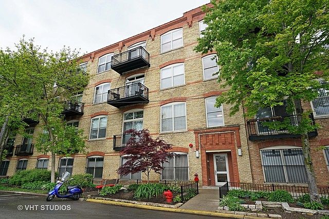1st image of 1740 N Maplewood Ave #P-9