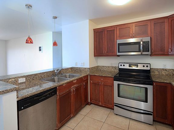 5th image of 3710 & 3720 Yonge St #10