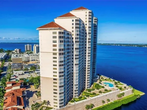 2104 W 1st St, Fort Myers, FL