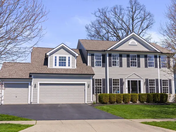 4004 Village Club Dr, Powell, OH 43065