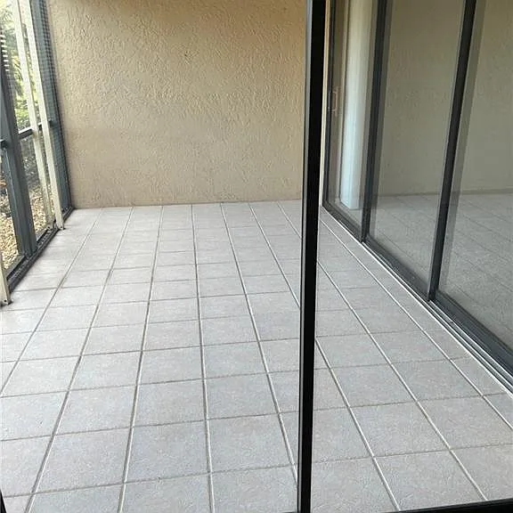 513 Lake Louise Cir #101 — Photo 10