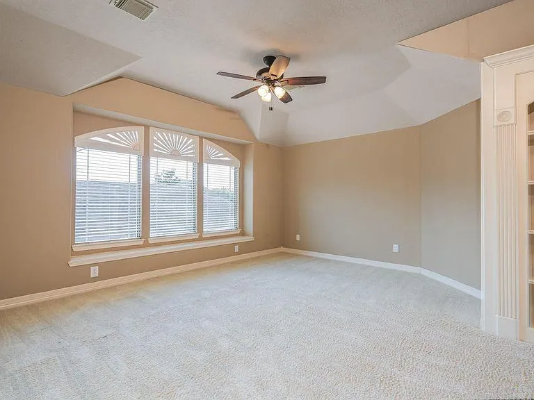 12406 Santiago Cove Ln — Photo 20