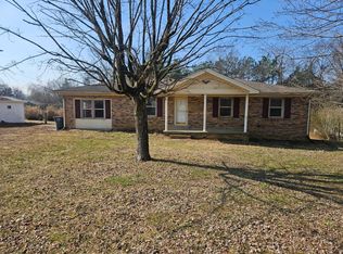 617 Chitwood Dr, Lafayette, TN 37083