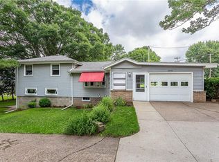 44940 N Ridge Rd, Amherst, OH 44001