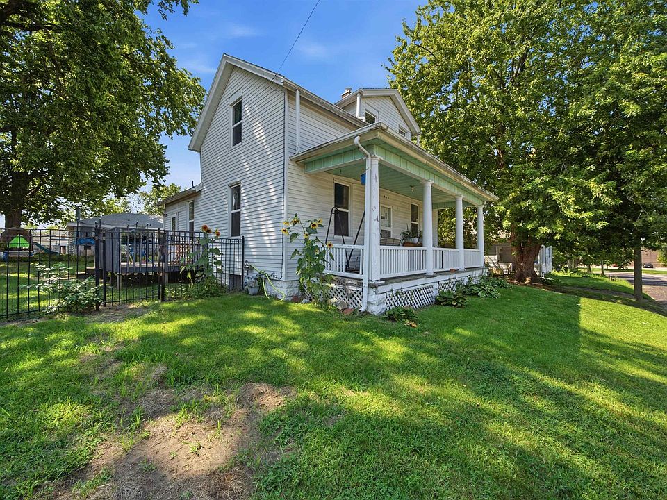 1st image of 912 Margaret St