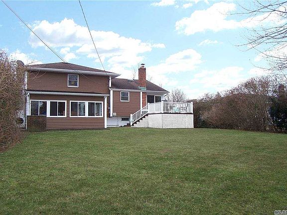 2nd image of 132 Sherry St