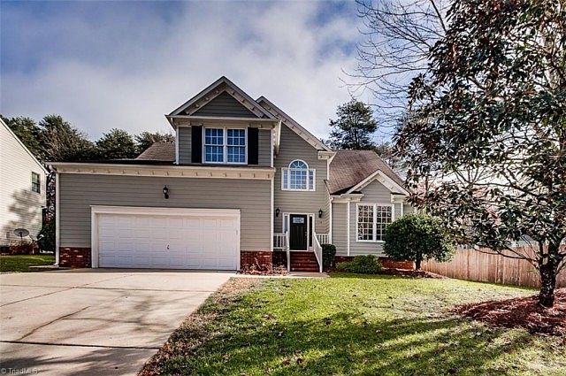 1st image of 118 Lucas Park Dr