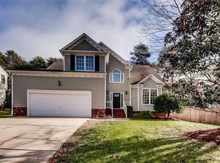 118 Lucas Park Dr, Greensboro, NC 27455