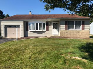 62 Westport Dr, Toms River, NJ 08757
