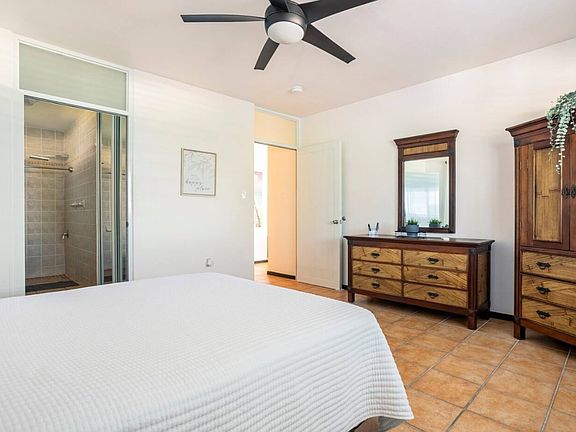 4th image of 1719 W Roselawn Ave #1
