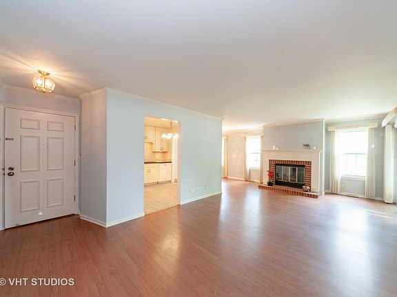5th image of 501 Loch Lomond Ln APT D