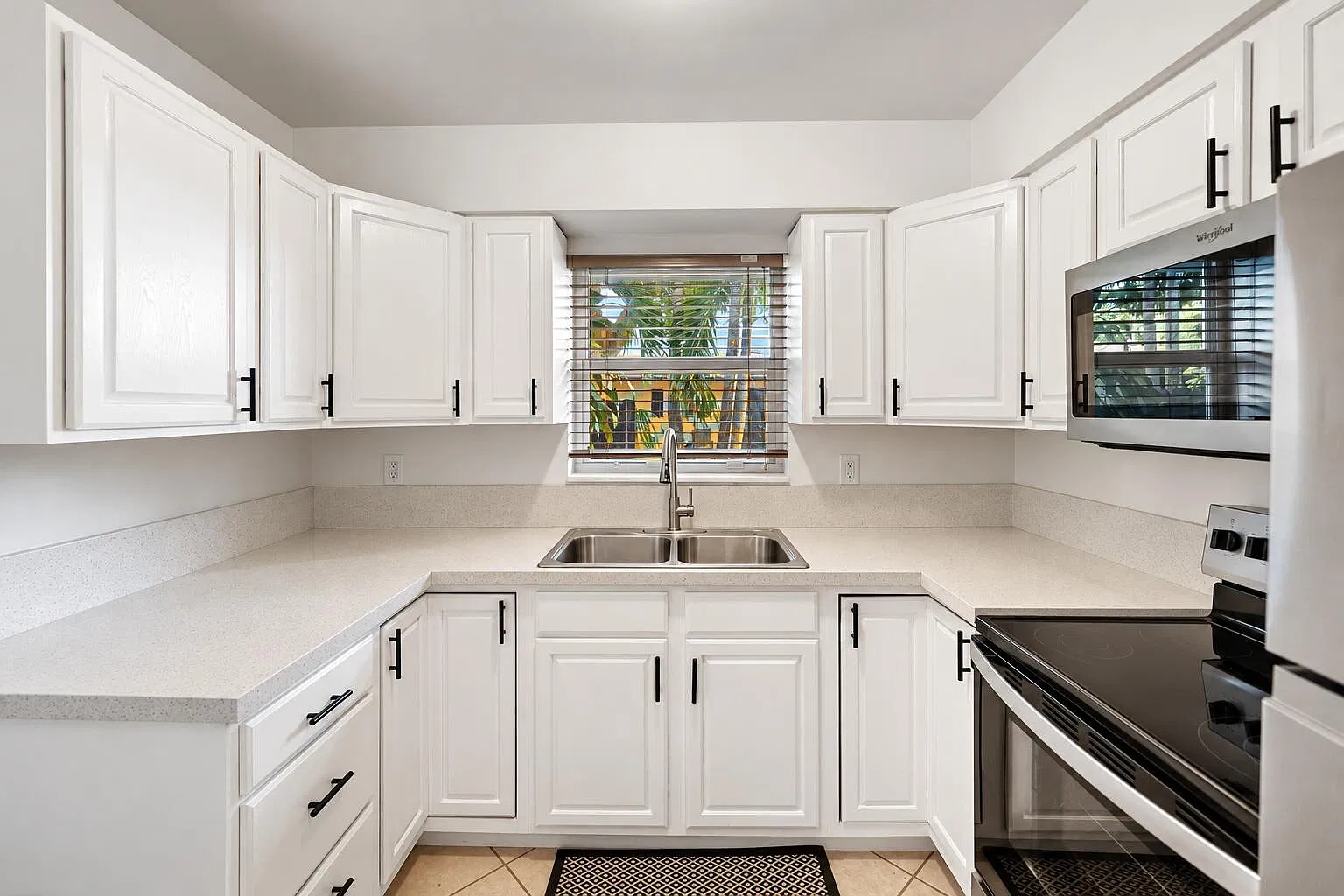 2 bed, 1.0 bath, 800 sqft, $2,750 — Photo 4