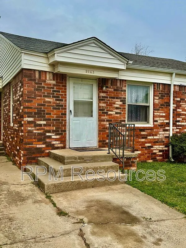 1 bed, 1.0 bath, 643 sqft, $795 — Photo 2