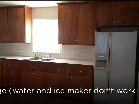 3rd image of 312 W Walnut St