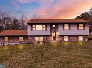 40 Antietam Rd, Temple, PA 19560