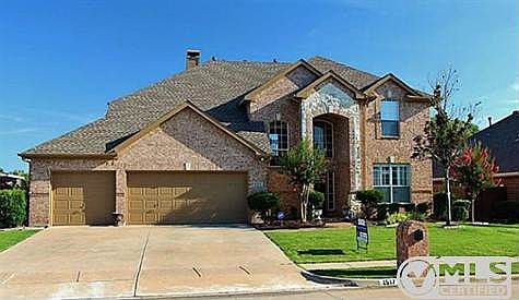 2nd image of 1517 Wildflower Ln