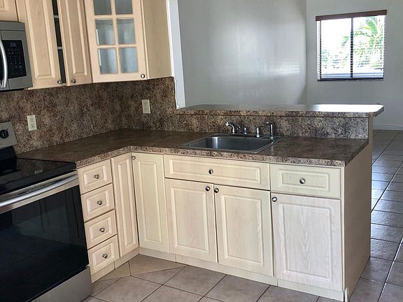4th image of 5440 W 21st Ct APT 307