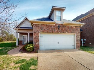 180 Annapolis Bend Cir, Hendersonville, TN 37075